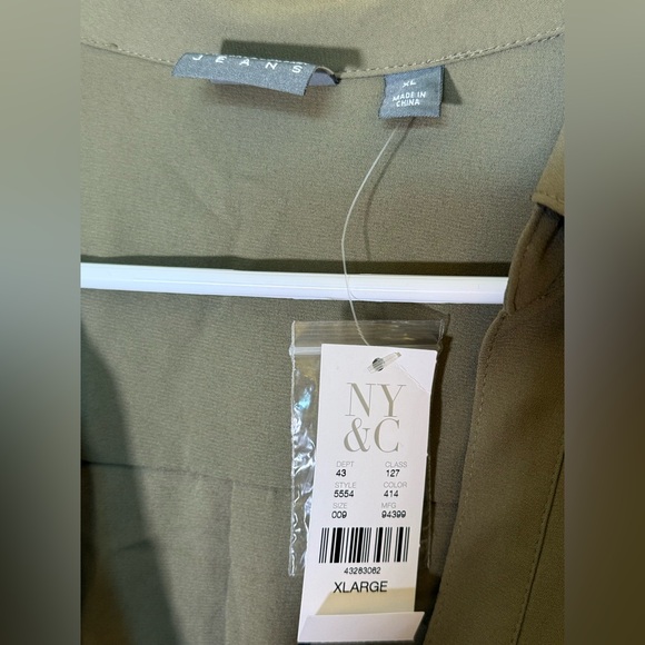 NWT New York & Company Blouse Size XL - Picture 3 of 8